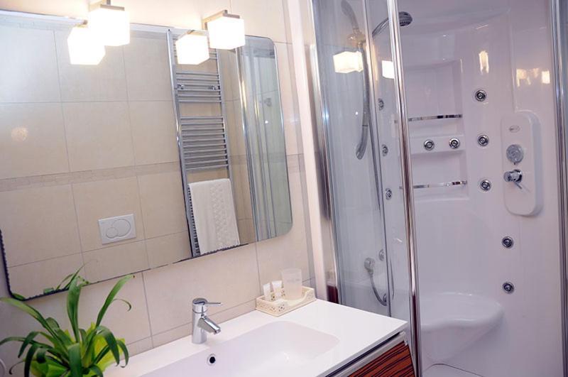 Agri Hotel Conte Salentino Сант'Изидоро Екстериор снимка