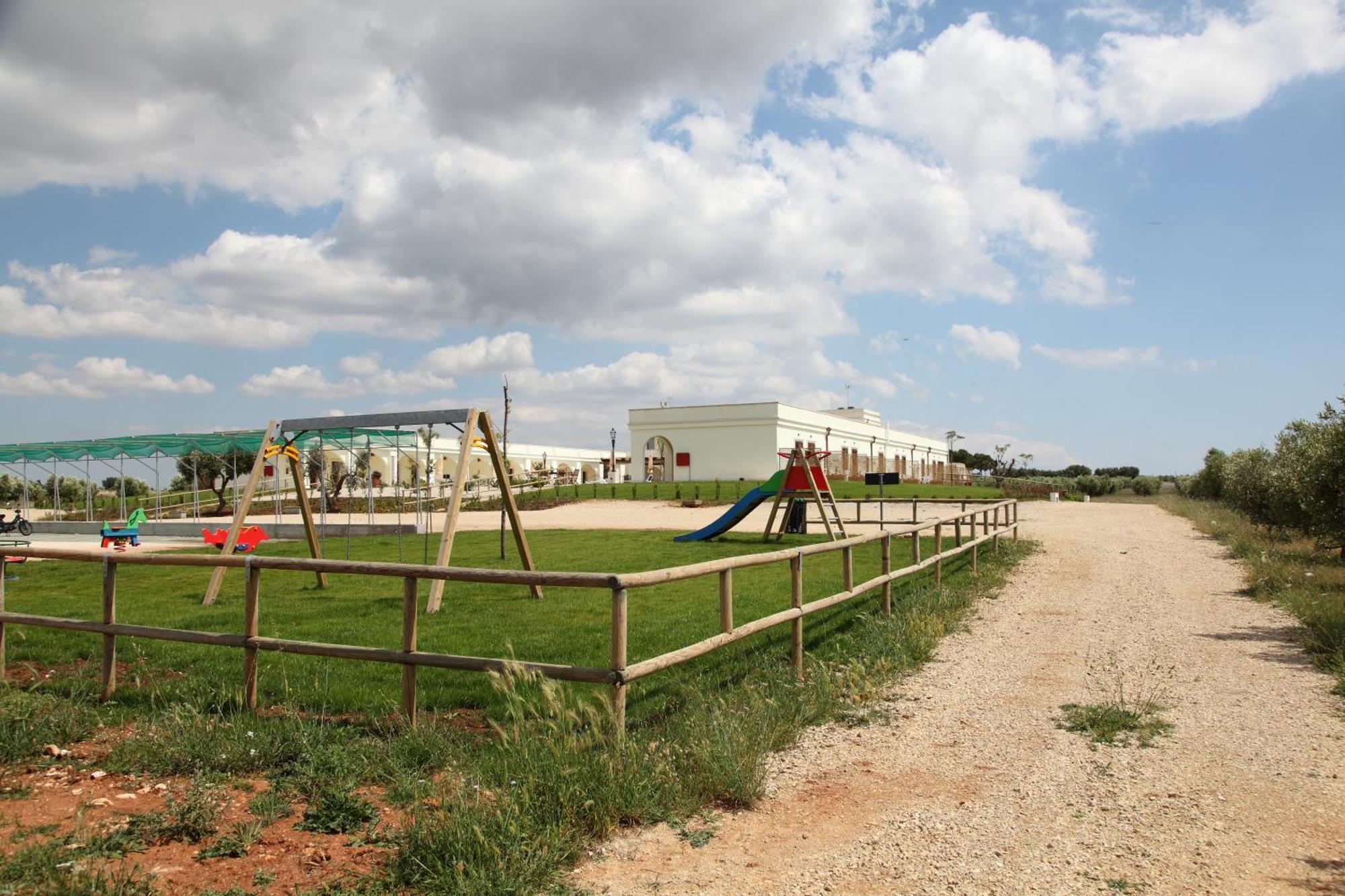 Agri Hotel Conte Salentino Сант'Изидоро Екстериор снимка